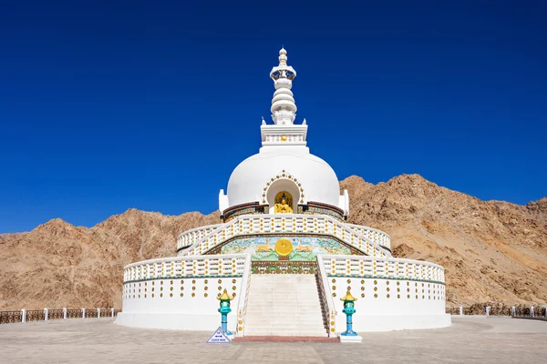 Shanti Stupa — Stock Photo, Image