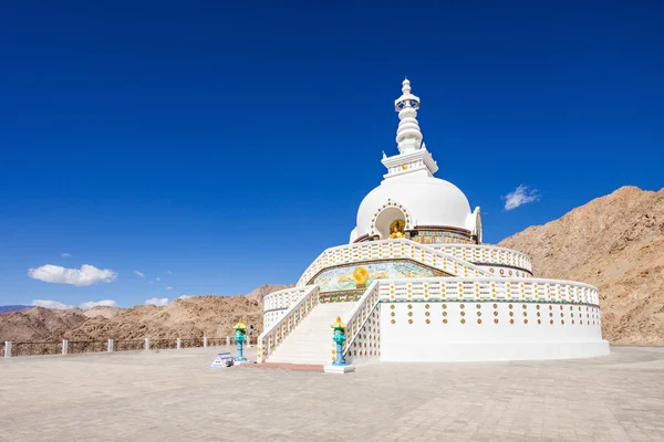 Shanti Stupa — Stock Photo, Image