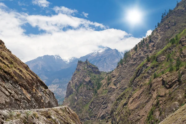 在喜马拉雅山中的美丽风景 — 图库照片