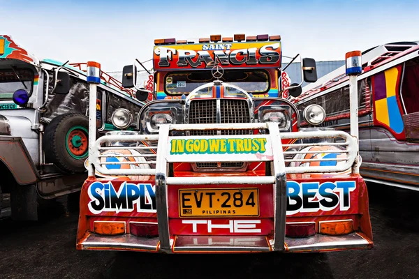 Jeepney — Stockfoto