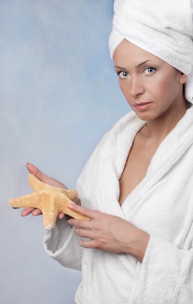 Close up portrait of a beautiful female model — Stock Photo, Image