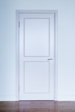 Ahşap kapılar ile klasik iç ışık ışık boyalı