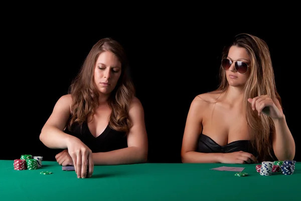 Women playing poker — Stock Photo, Image