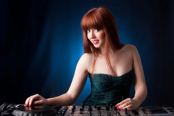 DJ - woman — Stock Photo, Image