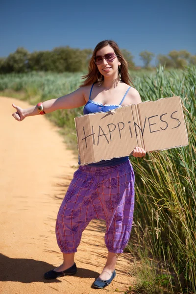 Woman holding card — Stock Photo, Image