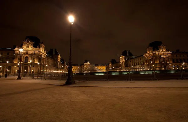 Louvre — Stock fotografie