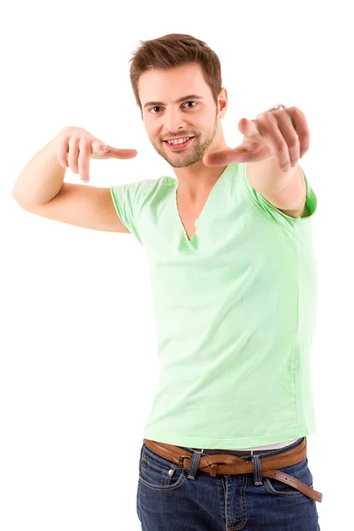 Joven hombre guapo posando —  Fotos de Stock