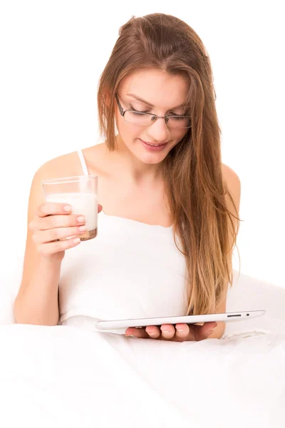 Woman in bed — Stock Photo, Image