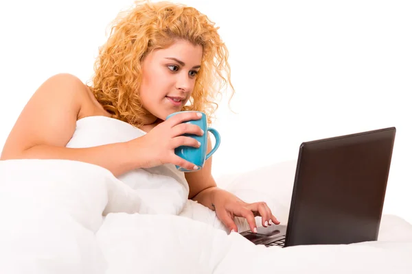 Woman in bed — Stock Photo, Image