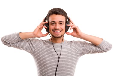 Müzik dinleyen adam.