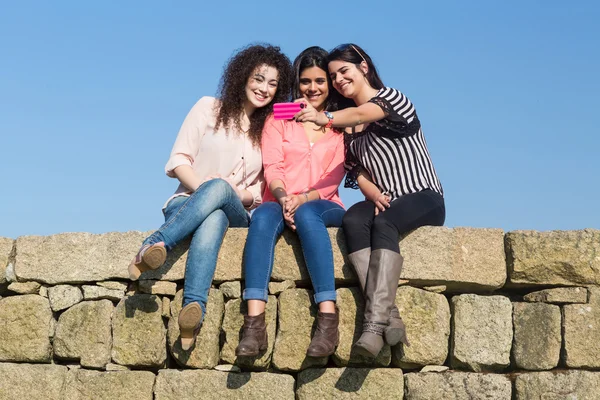 Mujeres felices — Foto de Stock