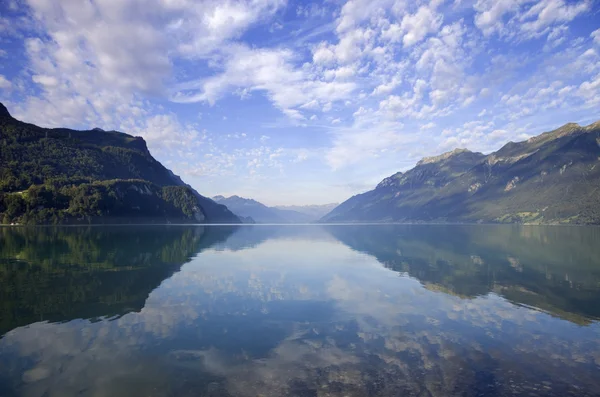 Swiss lake — Stock Photo, Image