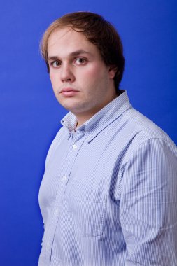 Genç adam.