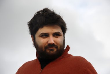 Genç casual adam