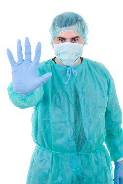 Beyaz arka plan üzerinde izole genç erkek doktor