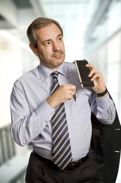 Nachdenklicher Geschäftsmann — Stockfoto