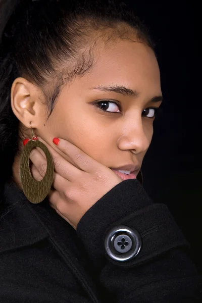 Young beautiful woman close up — Stock Photo, Image