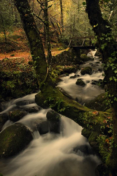 River waterfall in the portuguese national park of Geres, in the north of the country — Stock Photo, Image