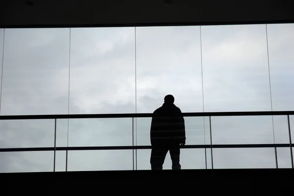 Young business man in the modern building — Stock Photo, Image