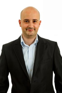 Studio resim üzerinde beyaz izole mutlu bir genç adamın
