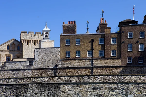 De Tower of London, middeleeuws kasteel en gevangenis — Stockfoto