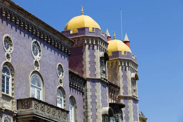 Dettaglio del palazzo Pena, nel villaggio di Sintra, Lisbona, Portogallo — Foto Stock