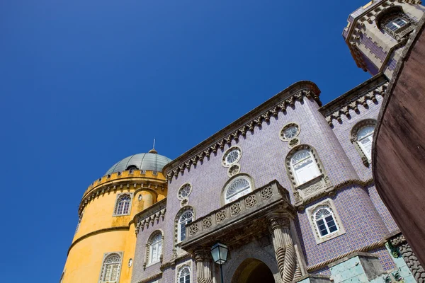 Detalle del palacio de Pena, en el pueblo de Sintra, Lisboa, Portugal — Foto de Stock