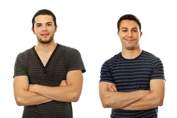 Deux jeunes hommes décontractés portrait, isolé sur blanc — Photo