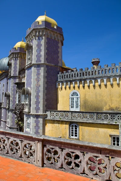 Деталь Пенья палац в селі Сінтрі, Лісабон, Португалія — стокове фото