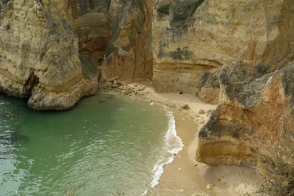 Kleine strand van de algarve — Stockfoto