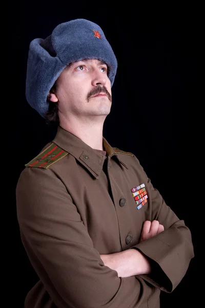 Mladý muž, oblečený jako ruská armáda — Stock fotografie