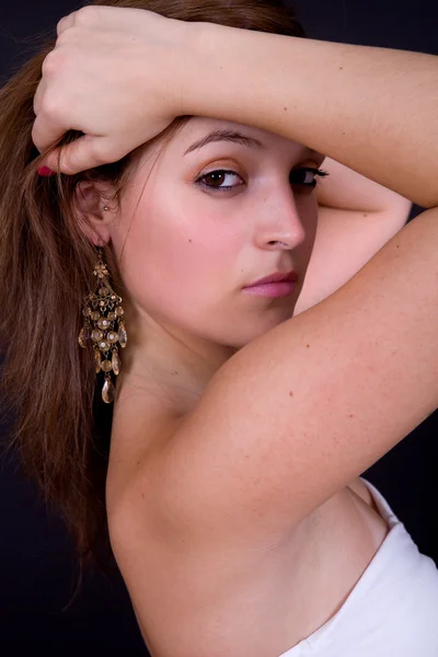 Young beautiful woman close up portrait — Stock Photo, Image