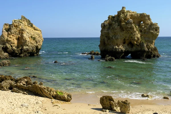 Niewielkiej plaży w algarve — Zdjęcie stockowe