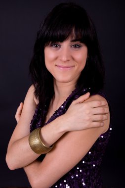 genç güzel kadın kapatmak dikey