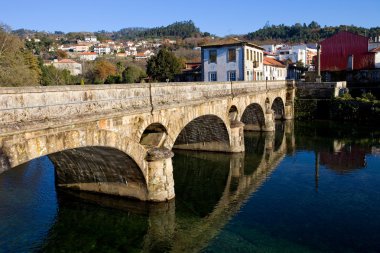 arcos de valdevez bir antik Köprüsü