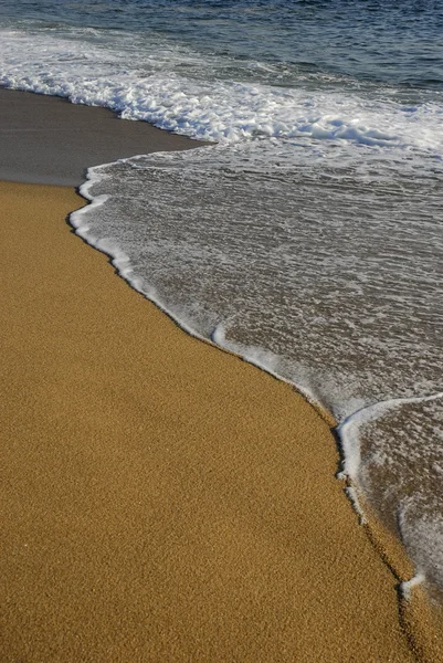 Ola en la playa —  Fotos de Stock