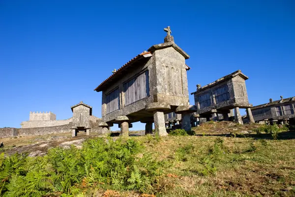 Tipik taş Mısır kurutucular — Stok fotoğraf