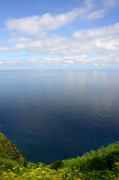 アゾレス諸島の青い海 — ストック写真