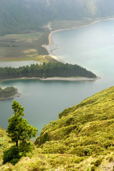 Le lac de feu dans l'île des Açores — Photo