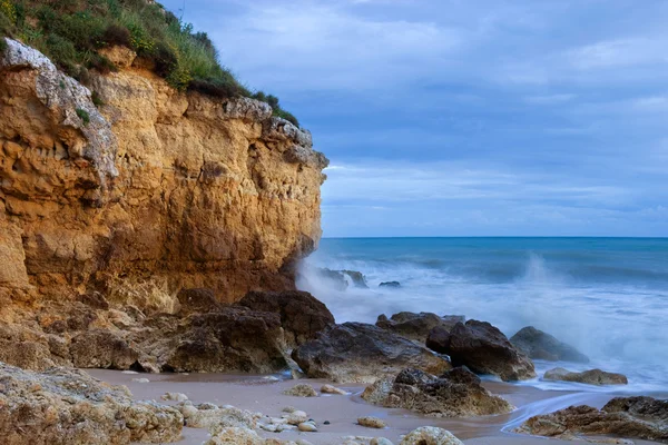 Lunga esposizione al mare in Algarve — Foto Stock