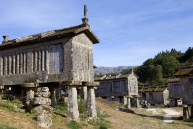 tipik taş Mısır kurutucular