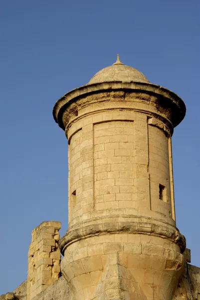 Oude Wachttorengenootschap op het eiland van malta — Stockfoto
