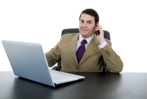 Giovane uomo d'affari che lavora con è laptop — Foto Stock