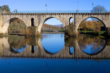 ponte da barca Köprüsü