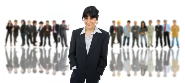 Femme d'affaires devant un groupe de — Photo