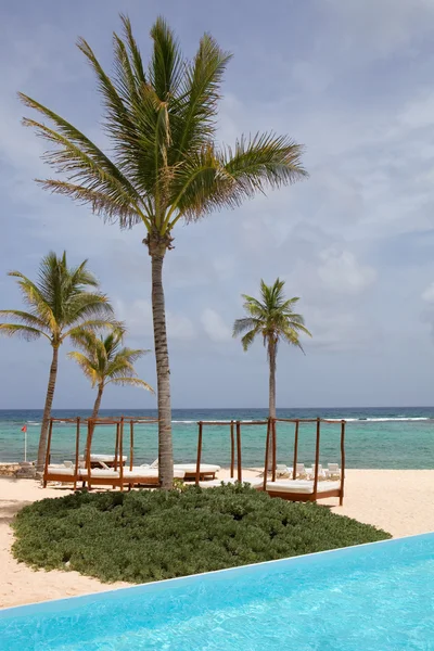 Resort at the caribbean sea. — Stock Photo, Image