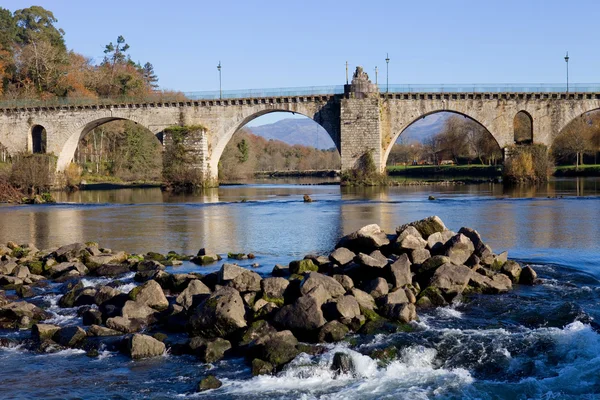 Ancient roman bridge of Ponte da Barca — Stock Photo, Image