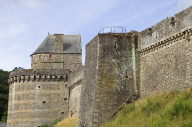 Fougeres