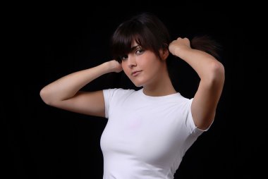 genç bir kadın kılığında