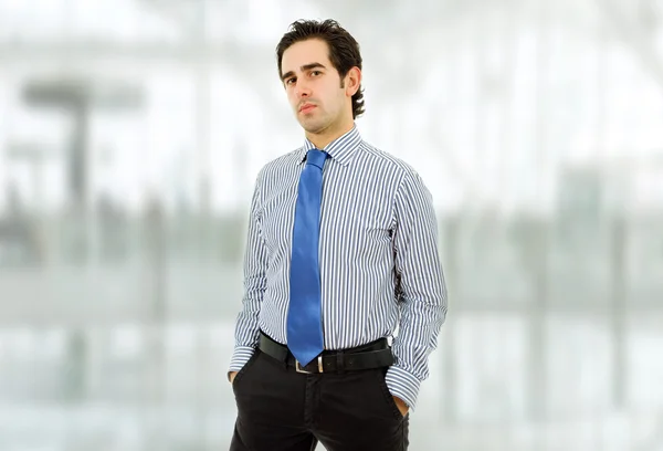 Joven hombre de negocios — Foto de Stock